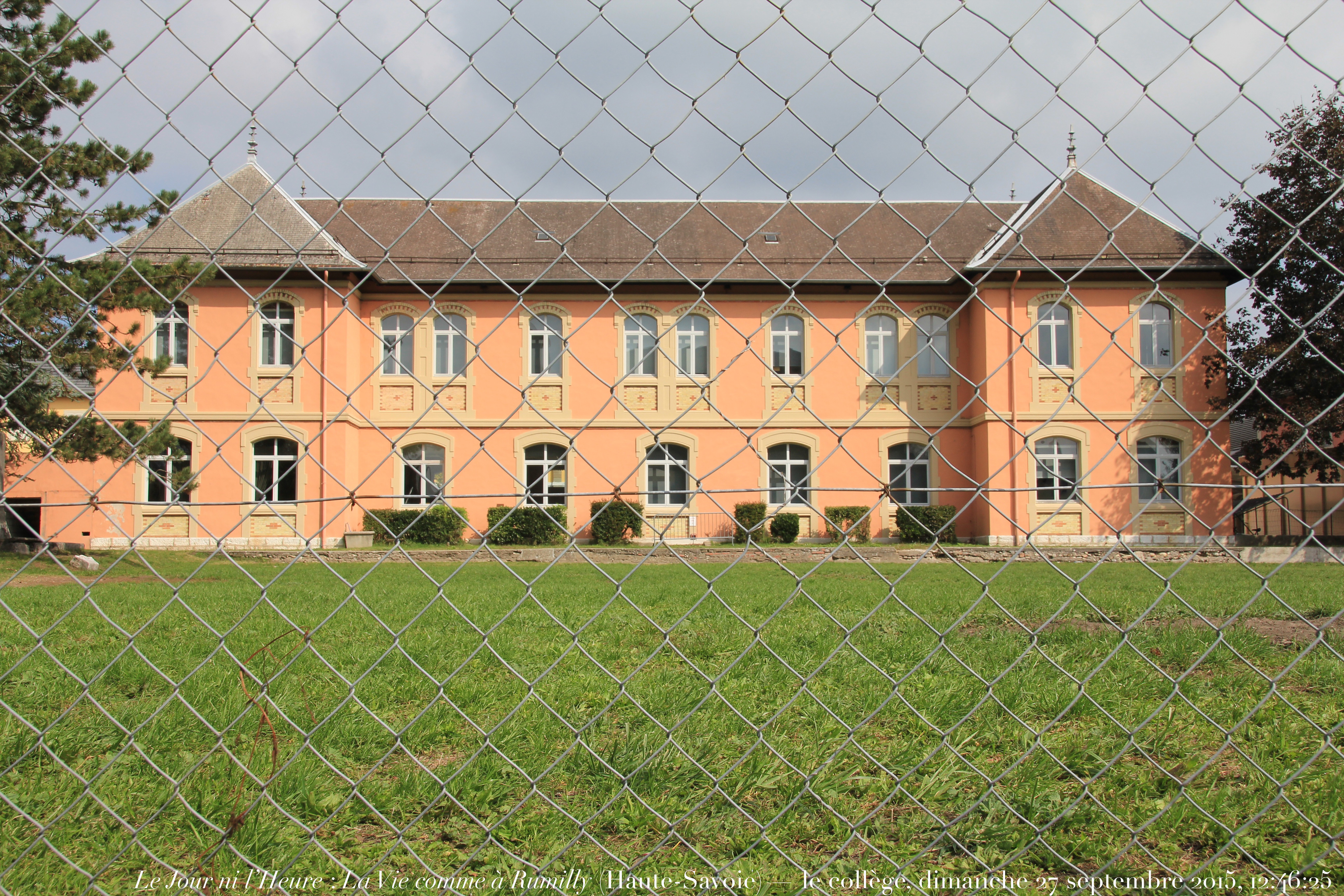 Écoles et collèges à Reignier-Ésery et dans le Genevois